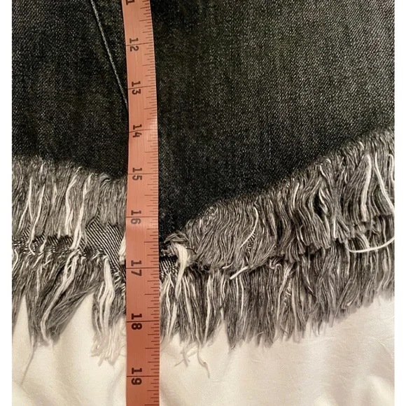Women's Black We The Free Denim Skirt Size 29 Fringe - Picture 8 of 9